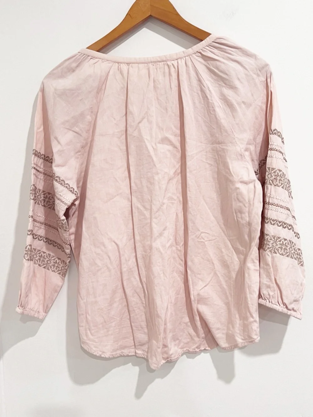 EUC Roller Rabbit Blush Pink/Cream Cross Stitch Embroidered Linen Peasant Top